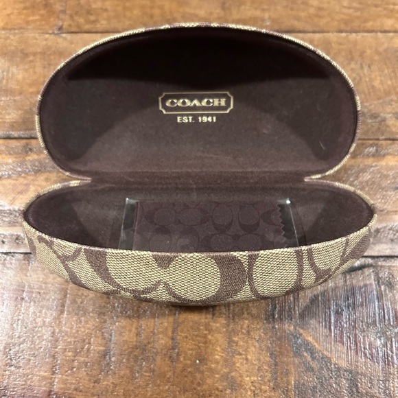 Coach Logo Hard Shell Sunglass Case in Brown Monogram. - Picture 3 of 4